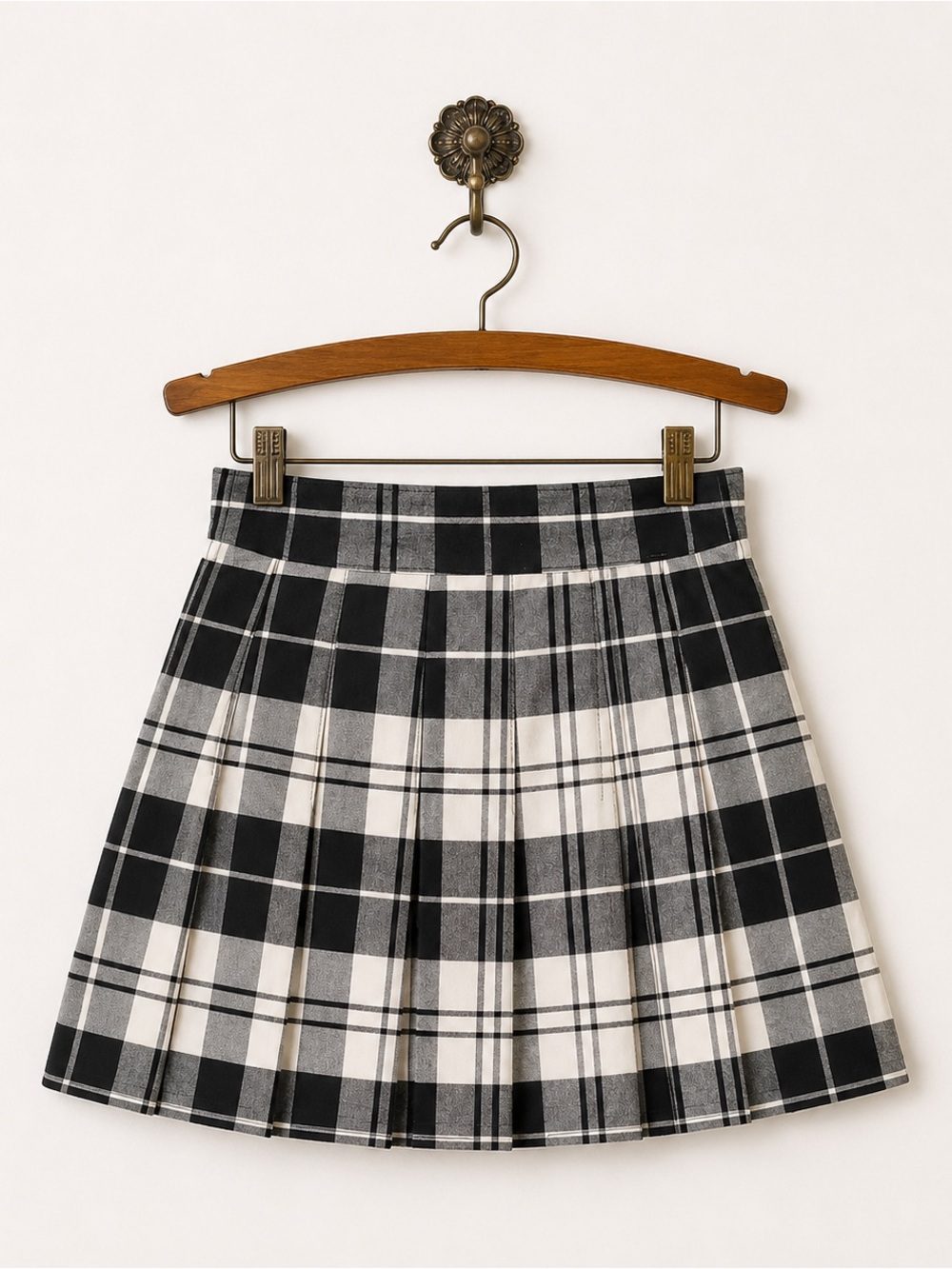 Love Tree plaid school girl Brittney trendy ultra micro mini skirt M
